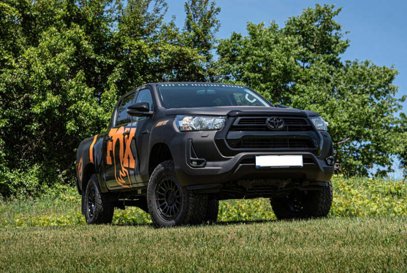 Toyota Hilux Suspension Lift Kit - Front + Rear - Zone Offroad - 1.5in Front/1in Rear - `06-`25